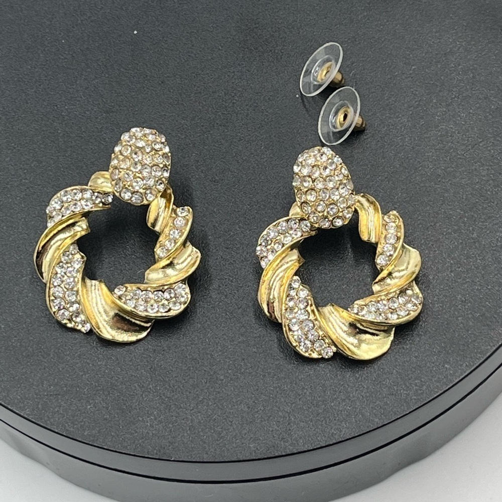 Amber Sceats Crystal Circle‎ Gold Tone Large Door knocker Earrings New